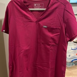 Magenta Figs Catarina scrub top